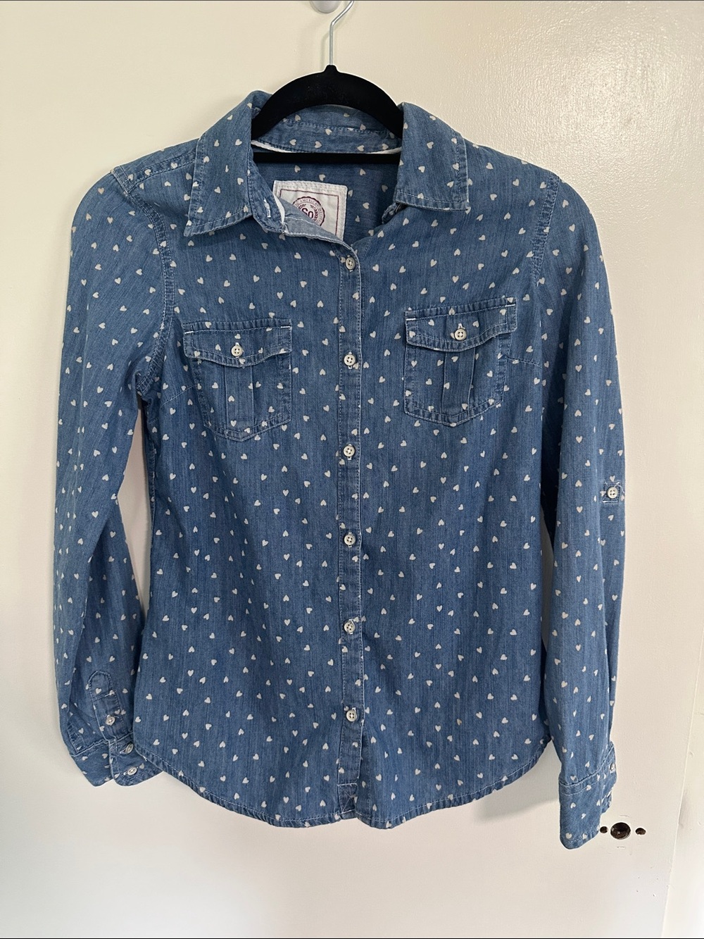 SO Denim-Look Button Shirt in Blue with White Heart Print Size Small